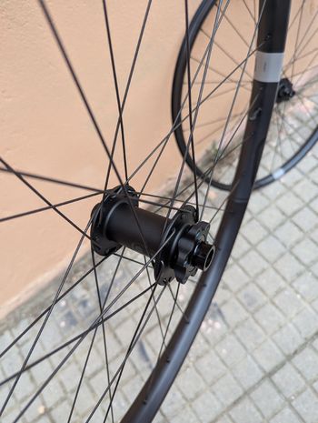 Used Crankbrothers Synthesis Enduro bike — image 9 of 9