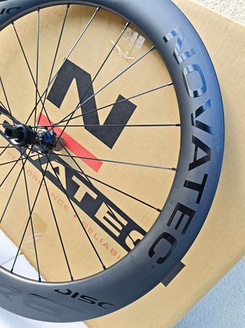 Used Novatec R6 Disc 60mm Carbon HG bike — image 2 of 13