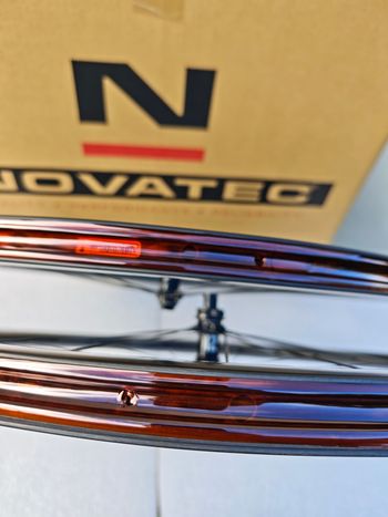 Used Novatec R6 Disc 60mm Carbon HG bike — image 8 of 13