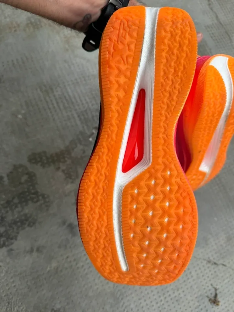 Used Scarpa Xtep Running Shoes 2025 bike — image 7 of 10