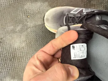 Used New Balance 1080 v14 2025 bike — image 4 of 5