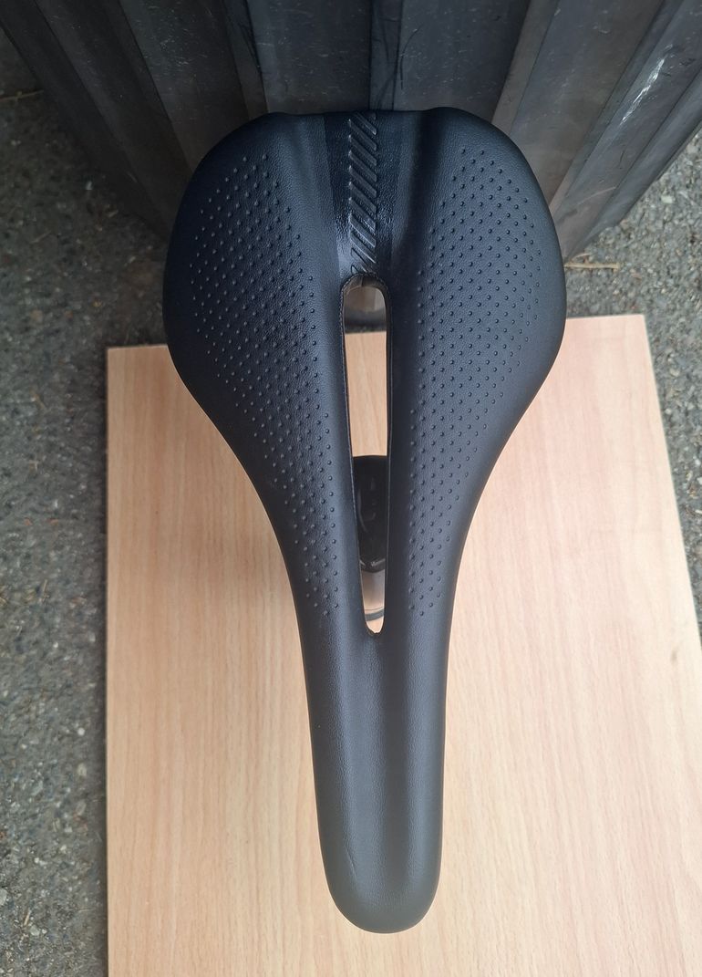 Used Bontrager Montrose Saddle bike — image 4 of 5