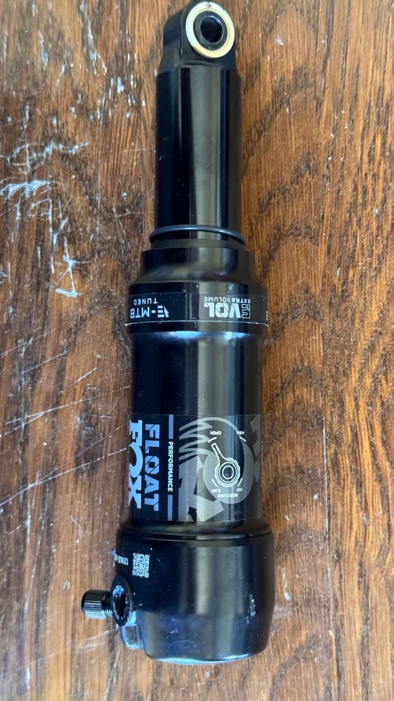 Used Fox Float Performance Air EVOL E-Mtb Tuned Trunnion 185x55 bike — image 2 of 3