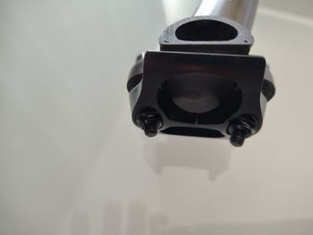 Used mcfk Carbon Seatpost 2025 bike — image 4 of 8