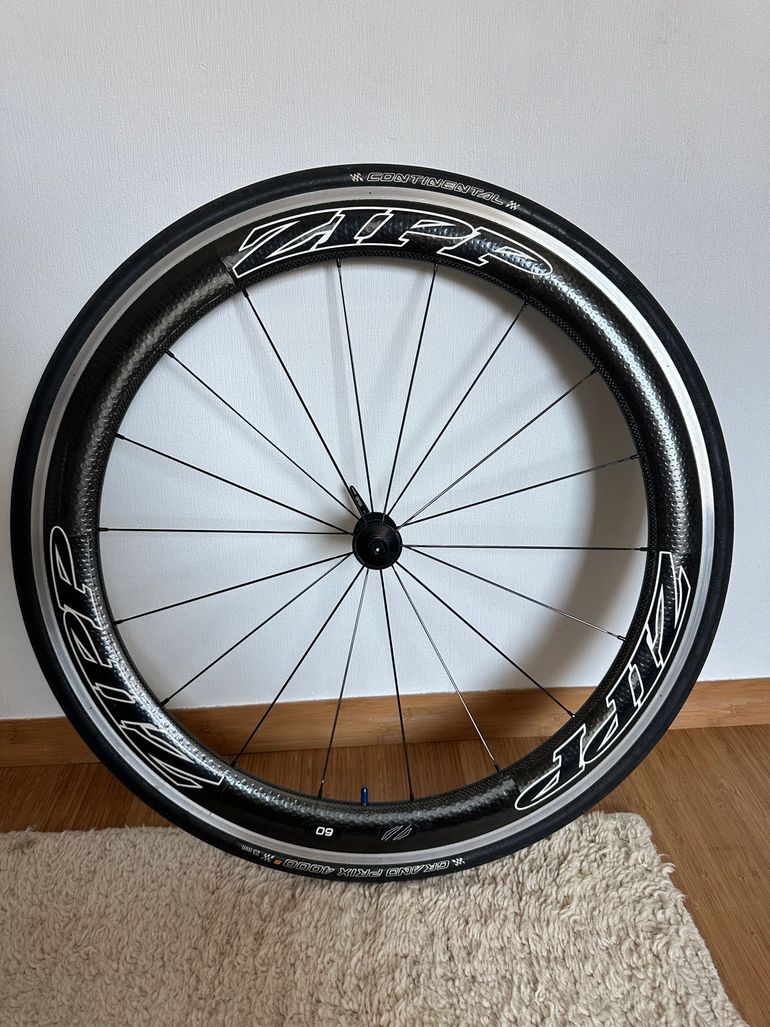 Used Zipp 60 Carbon Laufradsatz bike — image 4 of 6