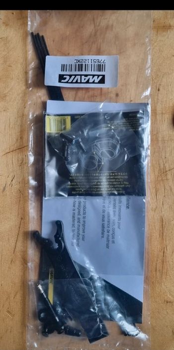 Gebrauchtes Mavic Deemax Pro Sam Hill 29 Boost Wheelset bike — Bild 4 von 4