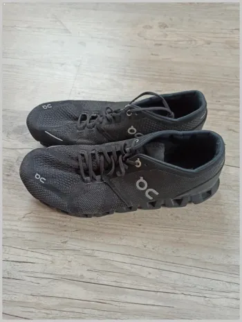 Used Lightweight On Running bike — image 2 of 9