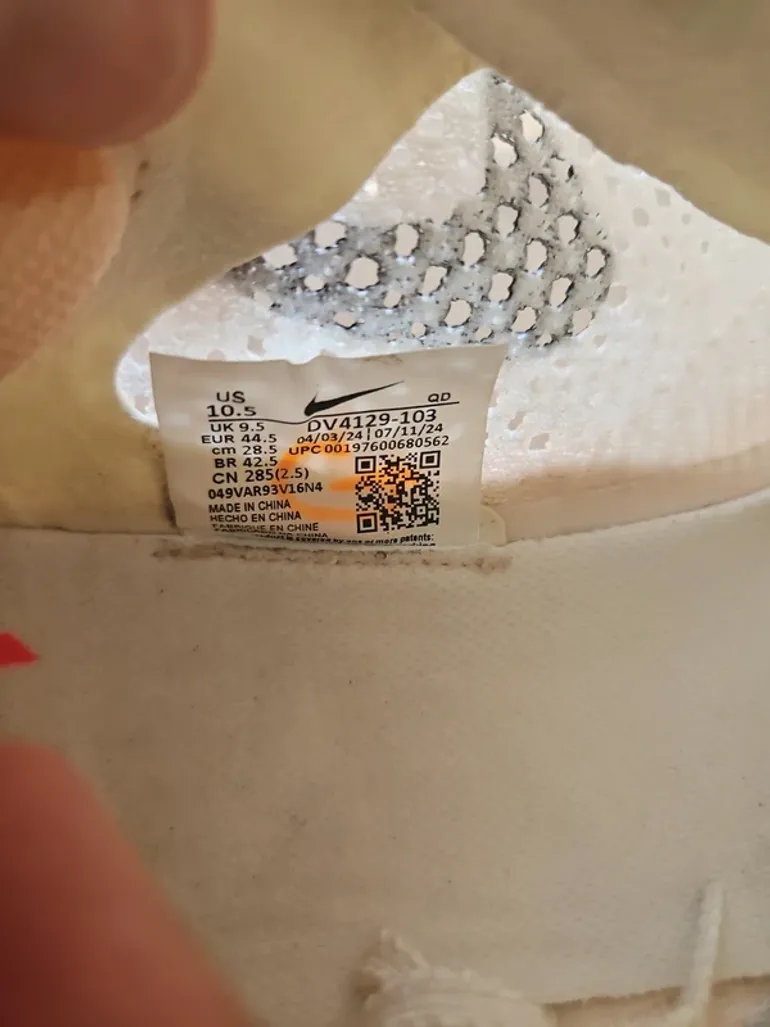 Used 100% Vaporfly 3 bike — image 4 of 4