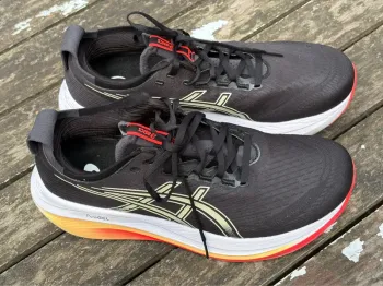 Used Asics Gel-Nimbus 27 bike — image 3 of 3
