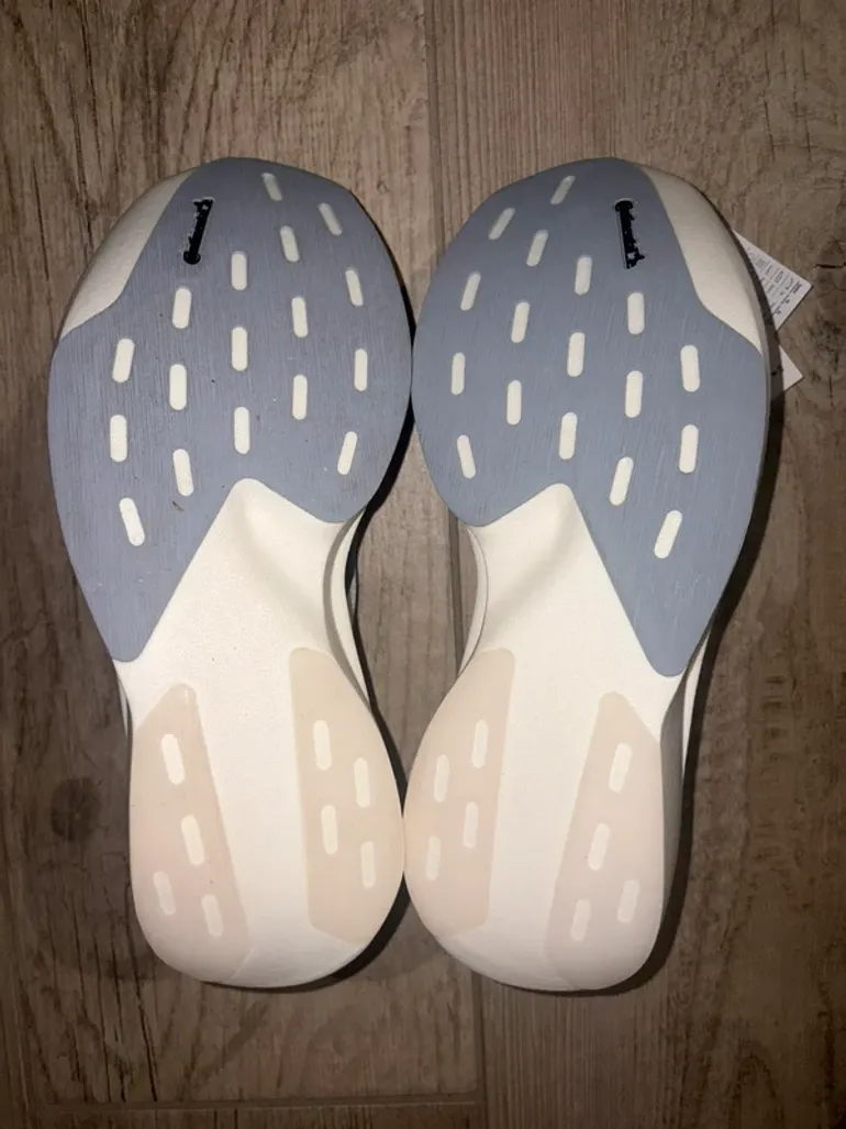 Używany Adidas Adizero Evo SL bike — zdjęcie 3 z 4