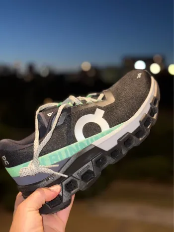 Käytetty 100% On Running shoes bike — kuva 2 / 5