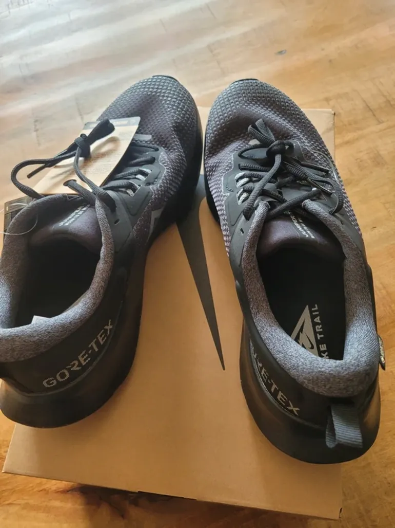 Käytetty Nike Juniper Trail 2 GORE-TEX bike — kuva 5 / 9
