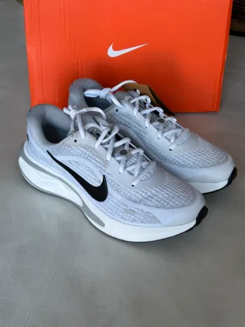 Used Nike Journey Run bike