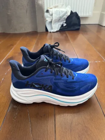 Brugt Hoka Clifton 10 bike
