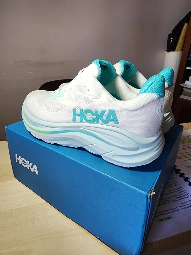 Used Hoka Clifton 10 bike — image 5 of 6