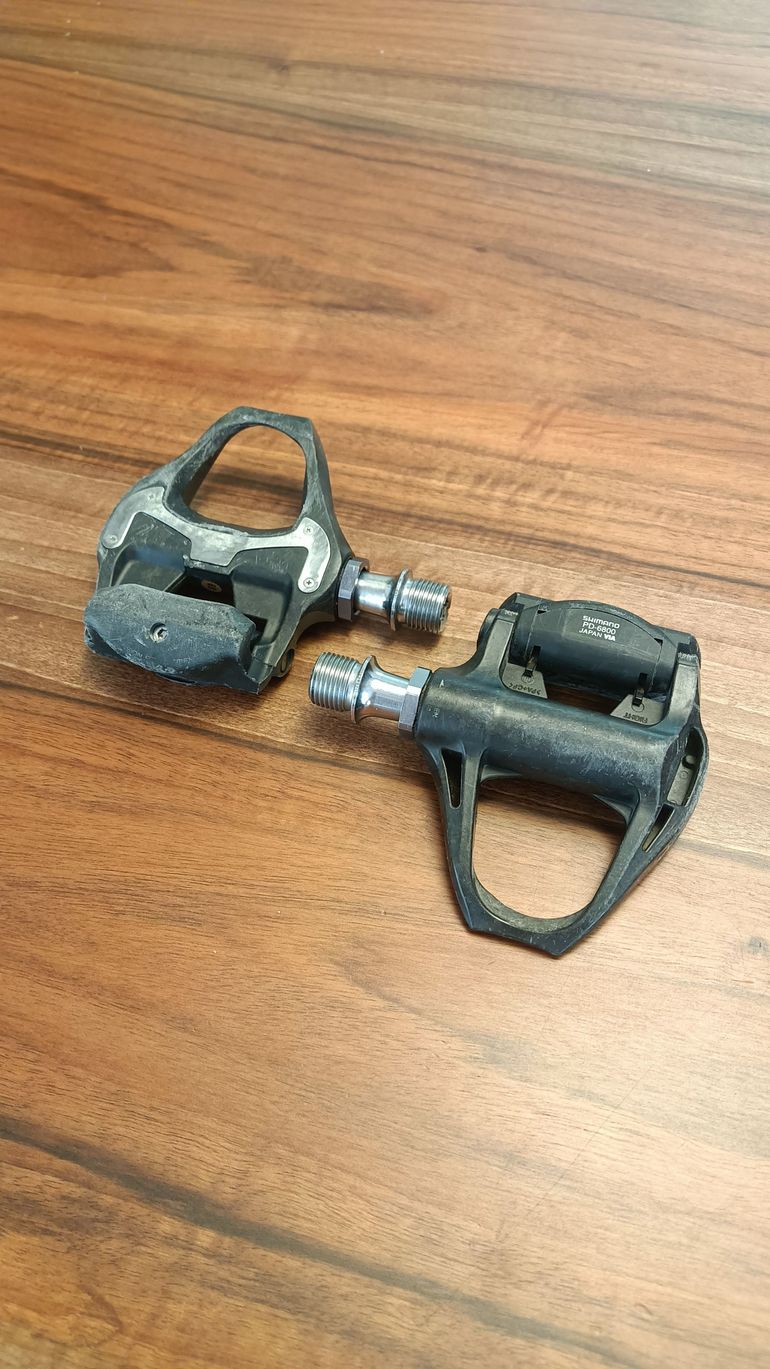Used Shimano ultegra PD-6800 bike — image 3 of 4