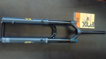 Brugt Fox 38 FLOAT 29" 180mm GRIP 3 POS. Fork 2026 bike — billede 8 af 9
