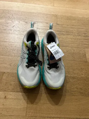 Used Scarpa ASICS Gel Trabuco Terra 3 bike