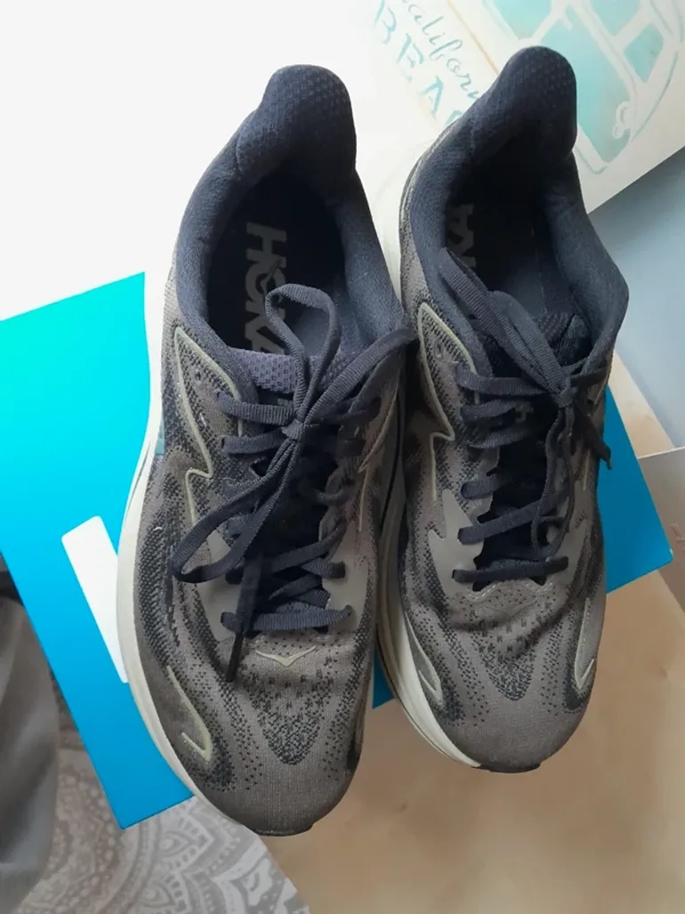 Used Hoka Clifton 10 bike — image 2 of 6