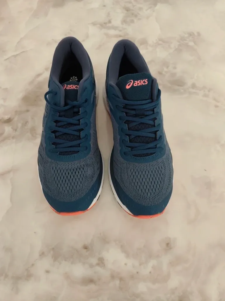 Used Asics Shoes bike — image 5 of 6