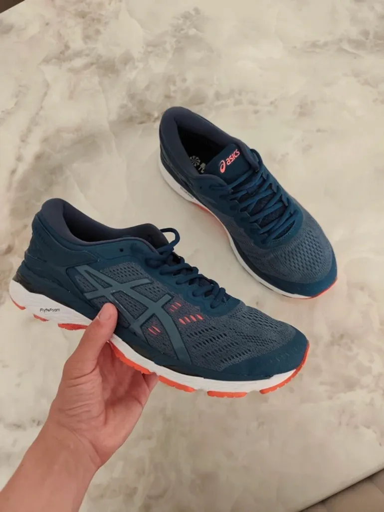 Used Asics Shoes bike — image 2 of 6