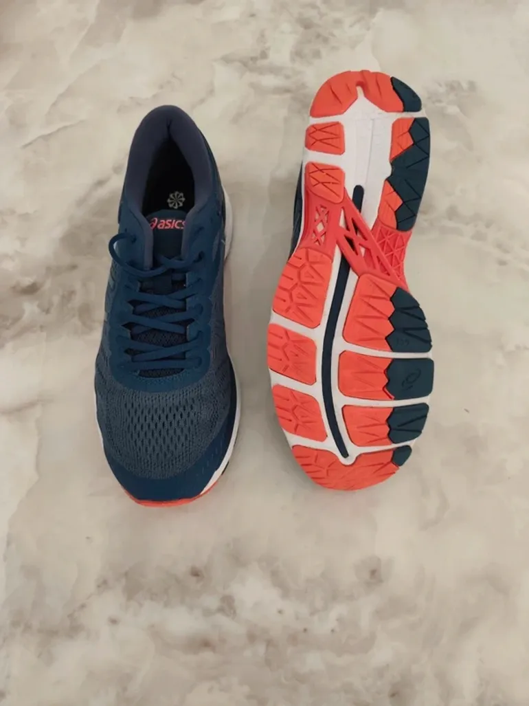 Used Asics Shoes bike — image 4 of 6