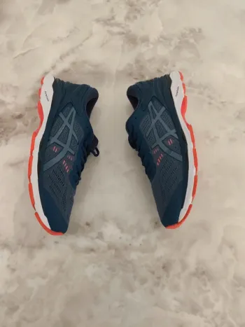 Used Asics Shoes bike — image 3 of 6