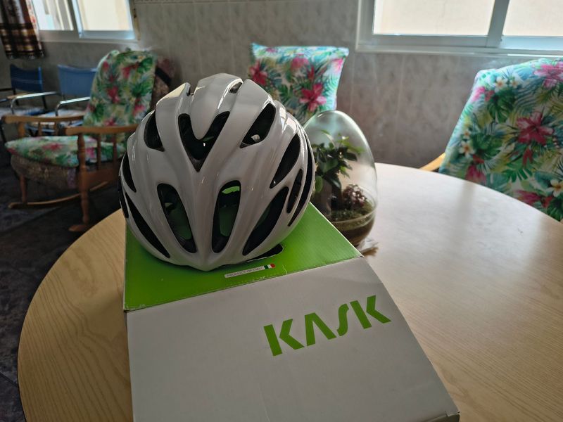 Used Kask Rapido Helmet 2018 bike — image 1 of 4