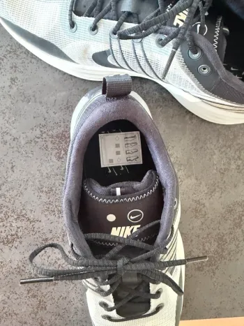 Used Nike Lunar Roam bike — image 3 of 6
