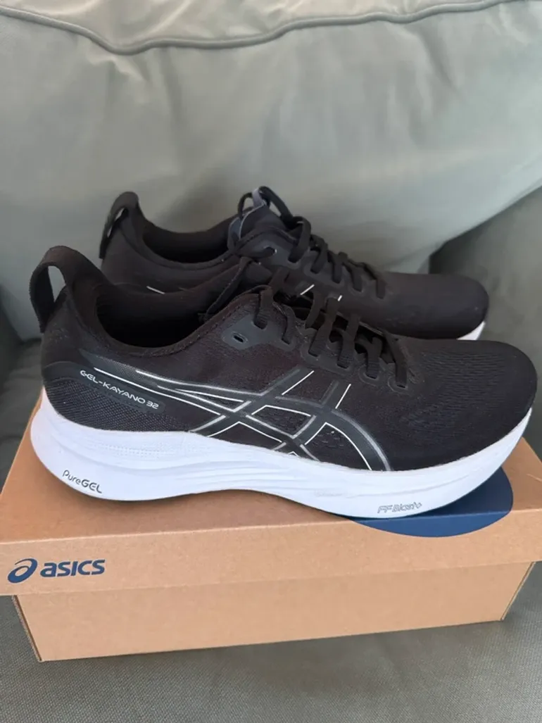 Used Asics Gel Kayano 32 bike — image 2 of 8