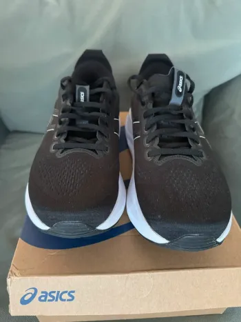 Used Asics Gel Kayano 32 bike — image 5 of 8