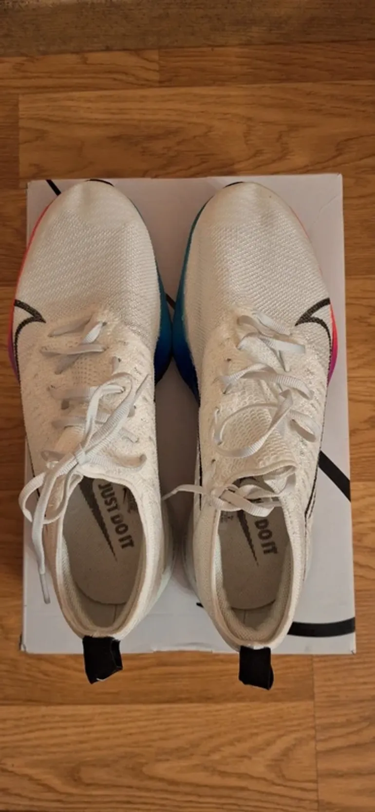 Käytetty Nike Air Zoom Tempo Next bike — kuva 2 / 4