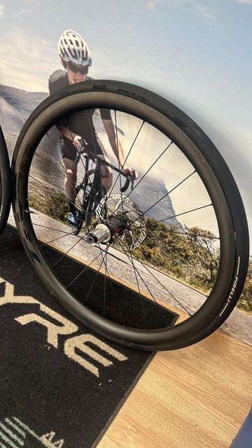 Used Spada Tivan 38 Carbon 2022 bike — image 2 of 5
