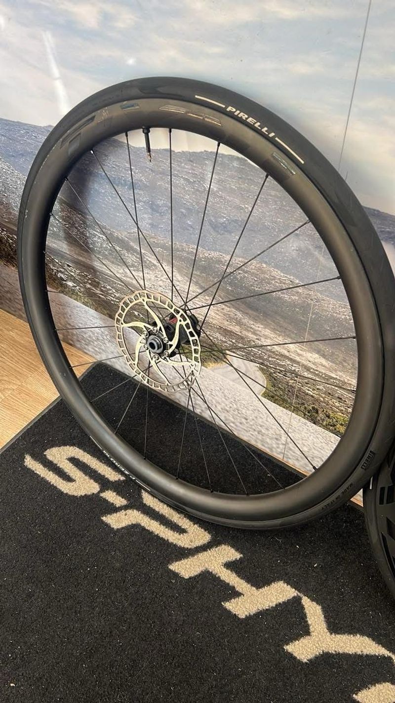 Used Spada Tivan 38 Carbon 2022 bike — image 4 of 5