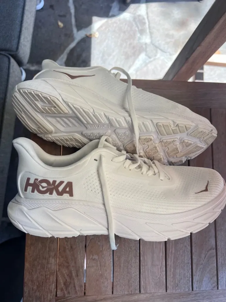 Used Hoka Arahi 7 bike — image 1 of 6
