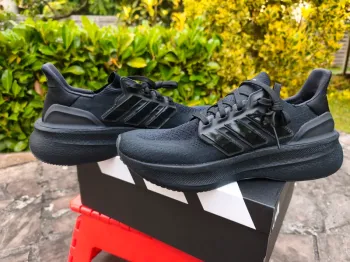 Used Adidas Ultraboost 5 bike — image 4 of 15