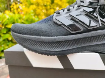 Used Adidas Ultraboost 5 bike — image 9 of 15