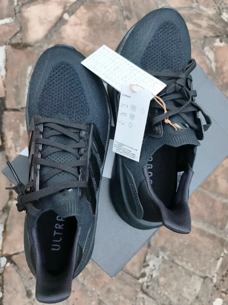 Used Adidas Ultraboost 5 bike — image 5 of 15