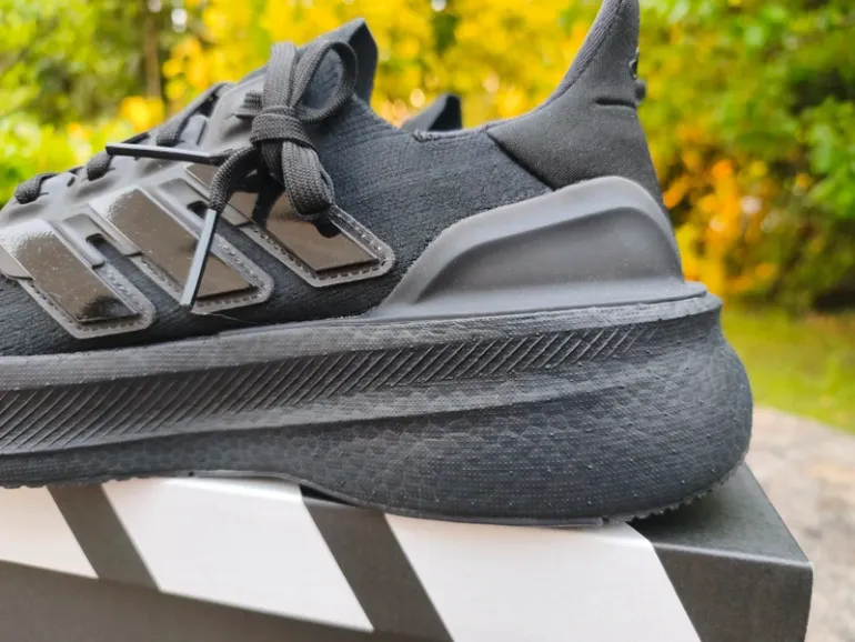 Used Adidas Ultraboost 5 bike — image 10 of 15