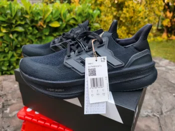 Used Adidas Ultraboost 5 bike — image 2 of 15