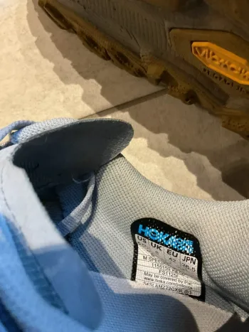 Used Hoka Speedgoat 6 GTX bike — image 9 of 9
