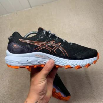 Used Asics Gel Trabuco 10 bike — image 12 of 15
