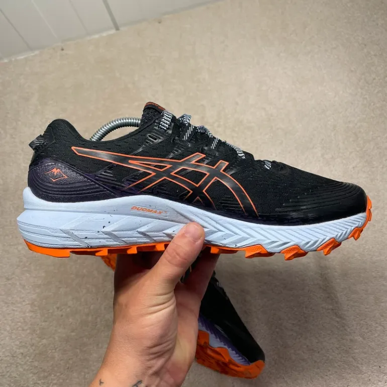 Used Asics Gel Trabuco 10 bike — image 12 of 15