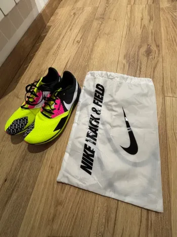 Used Nike Zoom Rival Waffle 6 bike — image 2 of 4