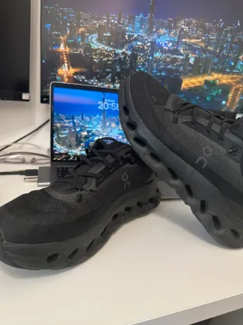Gebrauchtes On Running CloudTec Phase bike