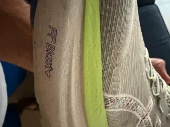 Used Asics Gel Nimbus 28 TR bike — image 4 of 4