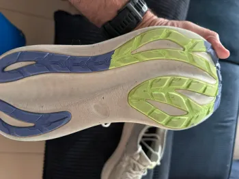 Used Asics Gel Nimbus 28 TR bike — image 3 of 4