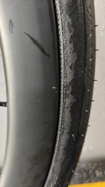 Used Specialized Roval C38 2025 bike — image 5 of 10
