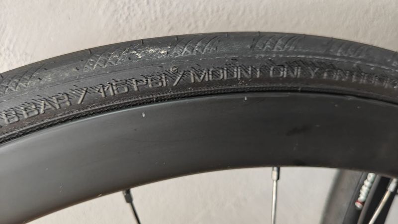 Used Specialized Roval C38 2025 bike — image 7 of 10