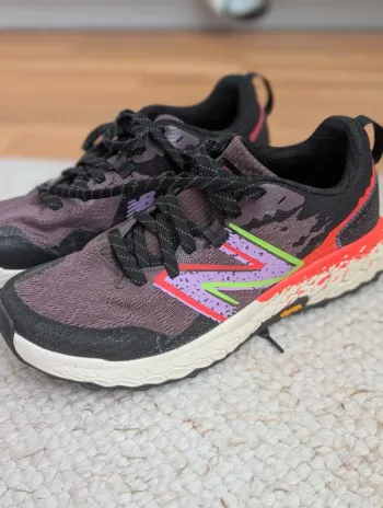 Used New Balance Fresh Foam X Hierro v7 bike — image 3 of 8